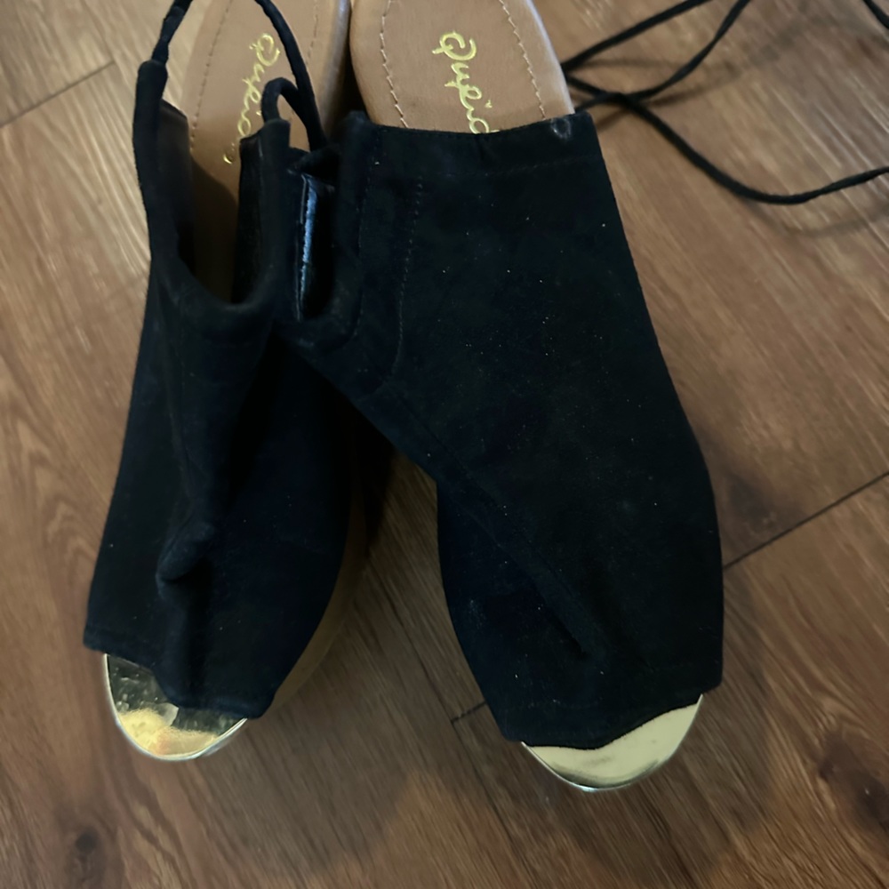 Women’s Suedes with gold peep toe lace up wedges size 7.5